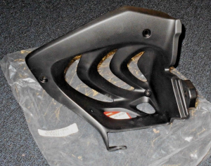 HONDA TRX700XX, TRX 700XX OEM RIGHT SIDE FOOT HEEL SPLASH GUARD 80121-HP6-A00ZA