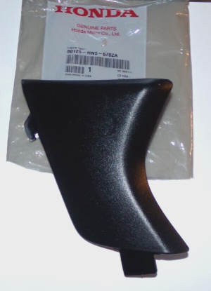 HONDA TRX 350 RANCHER RIGHT SIDE RECOIL PULL STARTER ACCESS BLACK COVER 00-03