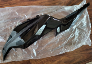 YAMAHA FZ07 2017 BLACK LEFT SIDE GAS TANK BODY PANEL, COVER 1WS-24129-00-P7