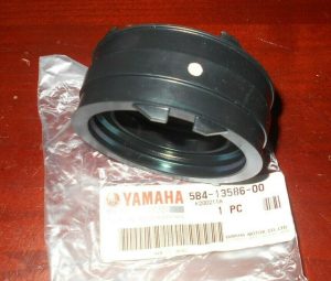 YAMAHA RHINO,VIKING,KODIAK,THROTTLE BODY CYLINDER HEAD RUBBER MOUNTING FLANGE