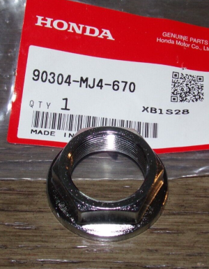 HONDA TOP STEERING BRIDGE TRIPLE TREE NUT 90304-MJ4-670, GOLDWING,CBR,VF,VFRVTR