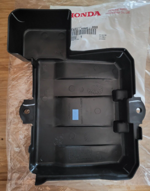 HONDA TRX 650, 680, 700 RUBICON BATTERY OUTER COVER, RETAINER 50403-HN8-000