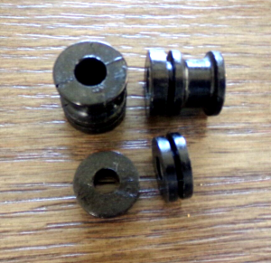 HONDA ATC 110,125M, 185S, 200X, 350X 4 PC TAILLIGHT CUSHION GROMMET MOUNTING KIT