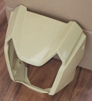 HONDA FOREMAN TRX 520 HARVEST BEIGE HEADLIGHT COVER, HOUSING 53205-HR6-660ZL