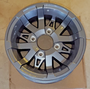 YAMAHA ATV FRONT ALUMINUM GRAY CAST OEM WHEEL, RIM, GRIZZLY & KODIAK 700