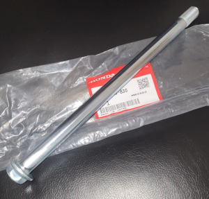 HONDA XR600R XR600, XR650L, XR650 SWINGARM PIVOT BOLT 90121-KK3-830