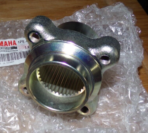 YAMAHA RAPTOR 700 REAR BRAKE ROTOR HUB, MOUNT, BRACKET 1PE-F5712-00-00