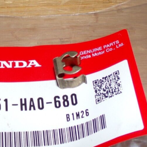 HONDA ATC 250SX,250ES BIG RED, TRX 250,300,350 FOREMAN, CHOKE CABLE RETAINING CLIP 90651-HA0-680