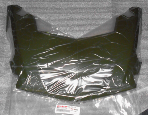 YAMAHA GRIZZLY 700 FRONT FENDER DARK GREEN NOSE HOOD PANEL, 2UD-F3391-70