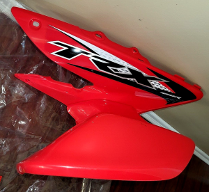 HONDA TRX450R, TRX450ER TRX 450R 450ER, NITRO RED OEM RIGHT FRONT FENDER 06-14