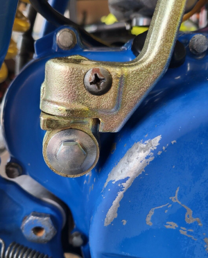 SUZUKI 500 QUADZILLA, QUAD RACER ENGINE KICK START LEVER MOUNTING BOLT  87-90