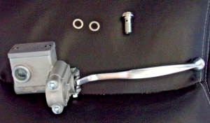 LT250R QUADRACER 250, LT500R QUADZILLA 500 FRONT BRAKE MASTER CYLINDER ASSEMBLY