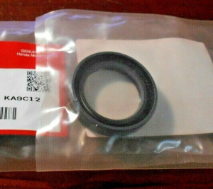 HONDA FRONT SPROCKET COUNTERSHAFT OIL SEAL 91207-ML3-871, TRX450R, TRX450ER