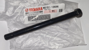 YAMAHA BANSHEE 350 SWINGARM AXLE CARRIER TOP 12 mm MOUNTING BOLT 90101-12694