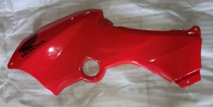 HONDA RECON 250 TE, TM RED LEFT BODY SIDE PANEL, BLACK STICKER 83650-HS0-A20ZB