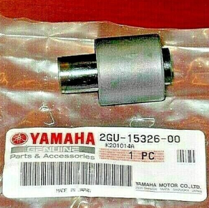 YAMAHA BANSHEE 350, RZ350 TOP UPPER REAR ENGINE CASE BUSHING DAMPER 90388-10007-00