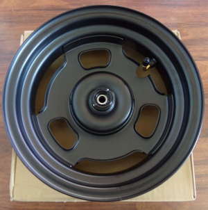 HONDA RUCKUS 50, NPS50 BLACK FRONT WHEEL, RIM & BRAKE DRUM 44650-GGA-305ZA