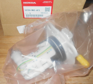 HONDA CRF250R, CRF450R, CRF250RWEA, CRF450RWE GAS TANK OEM FUEL PUMP 16700-MKE-AF3