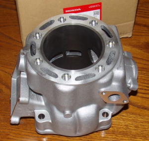 HONDA CR500R CR500 ENGINE CYLINDER "JUG" 1989-2001, 12100-ML3-680