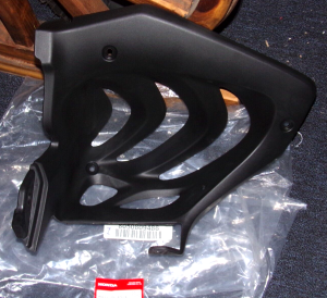 HONDA TRX700XX, TRX 700XX OEM LEFT SIDE FOOT HEEL SPLASH GUARD 80122-HP6-A00ZA