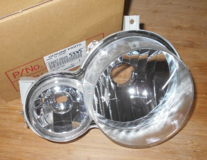 KAWASAKI BRUTE FORCE 750 LEFT HEADLIGHT LENS, HOUSING 23007-0024,  2005-2013