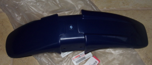 YAMAHA TW200 TW 200 BLUE FRONT FENDER, SPLASH GUARD 3AW-21511-A0