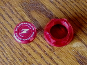 ATC 250R, 350X ATC350X ATC250R TOP STEERING STEM BRIDGE TRIPLE TREE NUT & PLUG