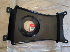 HONDA TRX250 RECON 250 FRONT FENDER BLACK GAS TANK COVER 06-26, 83700-HM8-B00ZA