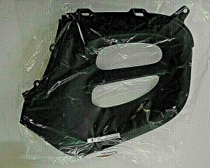 SUZUKI EIGER 400 RIGHT SIDE BLACK FRONT FENDER ENGINE COVER MANUAL FOOT SHIFT