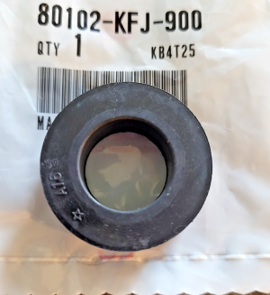HONDA PIONEER 500, 700 ENGINE CASE TO AIRBOX VENT HOSE RETAINING GROMMET