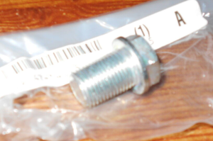 SUZUKI LT500R 500 LT500 QUADRACER QUADZILLA, RM125 RM 125 OIL DRAIN BOLT, PLUG