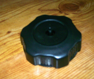 YAMAHA IT175 IT200 IT250 IT490 IT465 TT225 TT350 TT600 TTR250 GAS TANK CAP