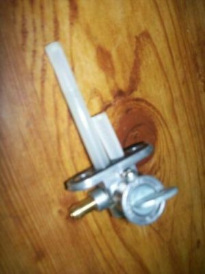 SUZUKI LT230 230 250 QUAD SPORT, LT230E 230E RUNNER, LT160 GAS TANK FUEL VALVE