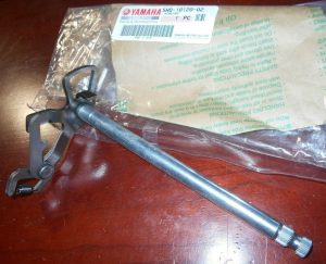 YAMAHA SR185,XT125,XT200,BW200,TT225,TW200,SEROW 225,TTR225,TTR230 SHIFT SHAFT