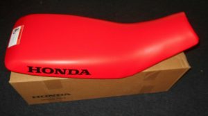 HONDA TRX250EX TRX 250EX RED SEAT ASSEMBLY COMPLETE 01-05, 77100-HN6-A00ZA