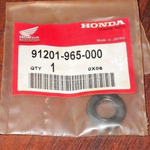 HONDA ENGINE OIL SEAL 91201-965-000, 12x22x5, ATV, ATC, MOTORCYCLE,DIRT BIKE,PILOT