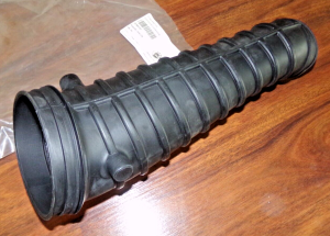 CAN-AM DS650 DS 650 AIR BOX TO CARBURETOR RUBBER INTAKE BOOT, DUCT 00-07