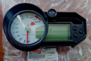 YAMAHA YXZ1000R YXZ 1000 SPEEDOMETER DIGITAL DASH CLUSTER, METER ASSEMBLY 19-23, B5J-H3500-00-00