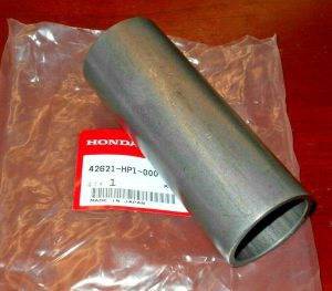 HONDA TRX450R, TRX450ER TRX 450R 450ER AXLE CARRIER SPACER TUBE 42621-HP1-000