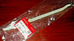 HONDA 450R, TRX450R ENGINE FRONT CAM CHAIN GUIDE 04-05, 14620-hp1-670