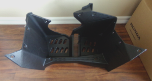 SUZUKI KING QUAD 400 LEFT FLOORBOARD, FLOOR BOARD, FOOTWELL, FOOTREST 08-2024
