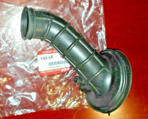 SUIZUKI EIGER 400,KING QUAD AIR BOX TO CARBURETOR RUBBER INTAKE BOOT 13881-38F01