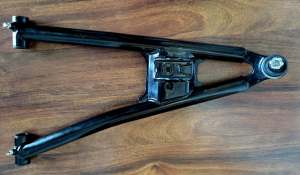 YAMAHA YFZ450R YFZ 450R RIGHT SIDE BOTTOM A-ARM BLACK 2014-2024, 1TD-F3580-00-00