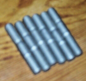 SUZUKI RM125, RM250 RM 125. 250, ENGINE CYLINDER HEAD STUDS X6, 09108-08143