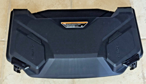 CAN-AM OUTLANDER MAX / PRO FRONT STORAGE COMPARTMENT, BOX COVER ASSEMBLY 25-26