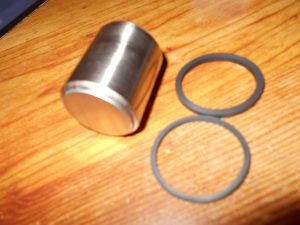 YAMAHA GRIZZLY 550,700 REAR BRAKE CALIPER PISTON & SEALS, 3B4-W0057-20-00, 09-23