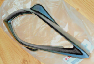 YAMAHA  RAPTOR 250 350 700, WOLVERINE, YFZ450, YFZ450R HEADLIGHT RIM BLACK COVER
