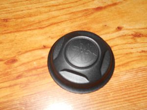 YAMAHA GRIZZLY 660 FRONT & REAR PLASTIC WHEEL CENTER HUB CAP, AXLE NUT COVER