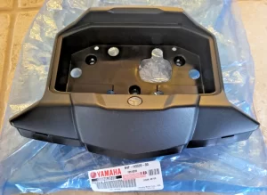 YAMAHA GRIZZLY 700 HANDLEBAR SPEEDOMETER HOLDER, CRADLE, METER COVER, MOUNT B4F-H3559-00-00