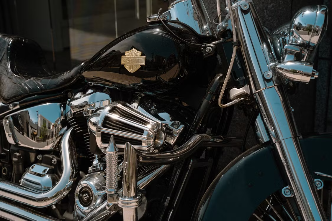 Motorcycle Engine Parts Guide: Choose Right for Performance